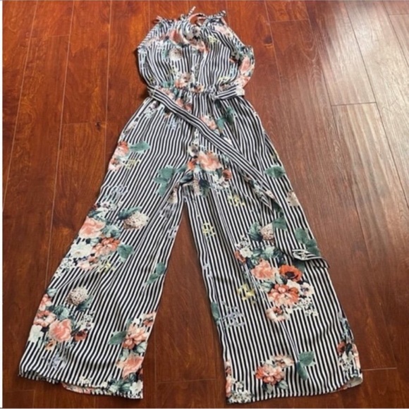 Women’s Floral Stripe Jumpsuit - Picture 3 of 7